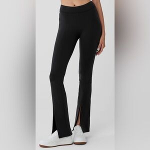 Alo Yoga Airbrush High-Waist Flutter Legging